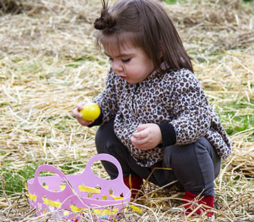 Flowers Family Old Fashion Easter Egg Hunt Event.