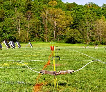 Dutchess County Parks invited some friends from Devereux to participate in an Adaptive Archery workshop at Bowdoin Park! Participants were instructed on safety and received hands-on training throughout the event! Beautiful weather made for a great day for all! (5/2021)